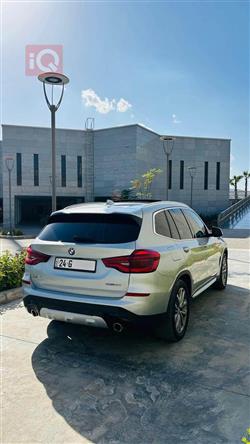 بی ئێم دەبڵیو X3